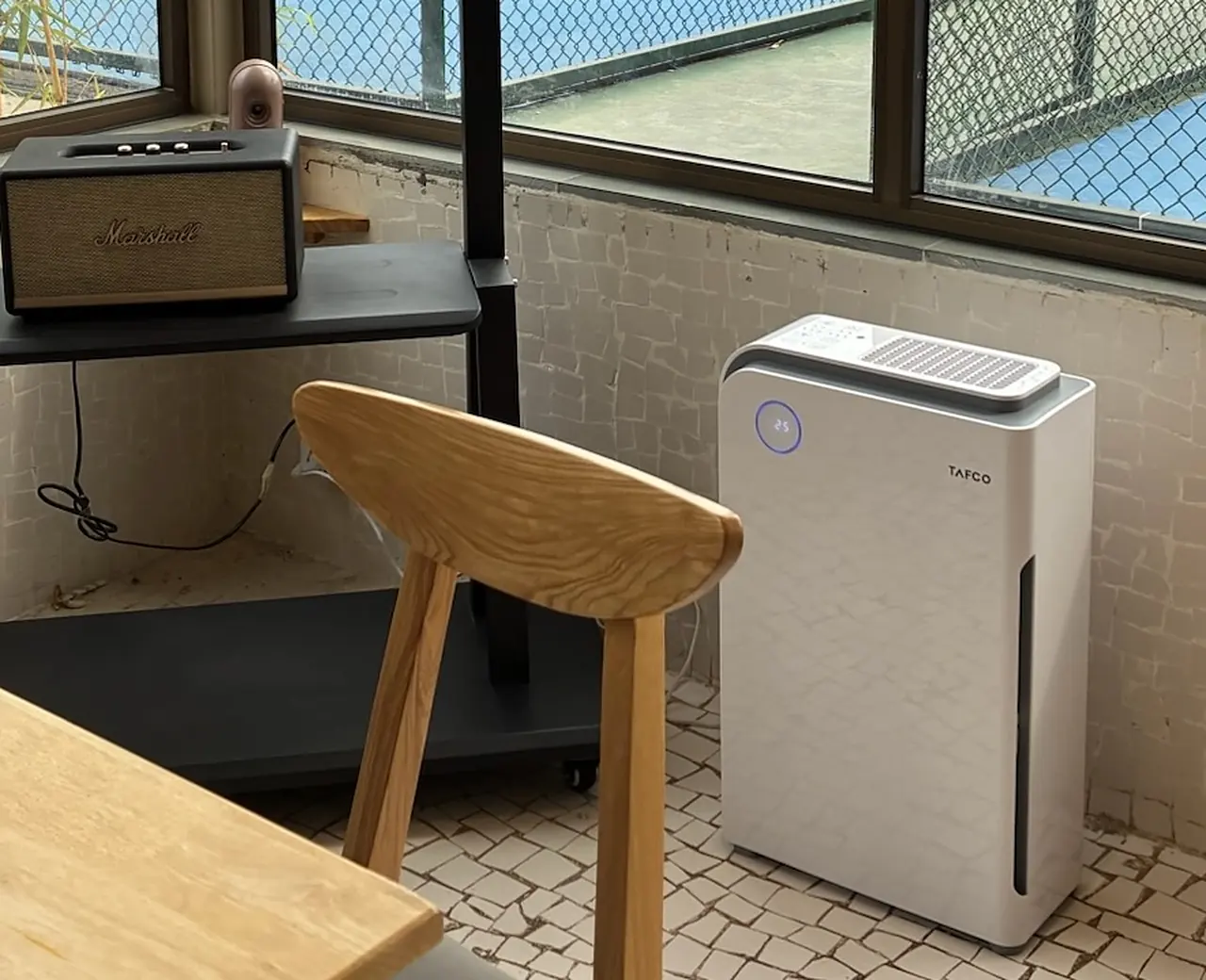 TAFCO commercial air purification solution for cleaner, healthier offices, clinics, cafes and retail spaces.
